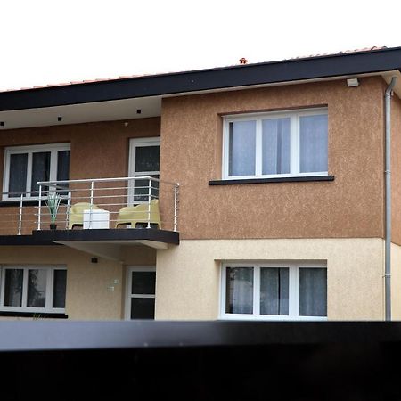 Villa Machlo Agen Eksteriør bilde